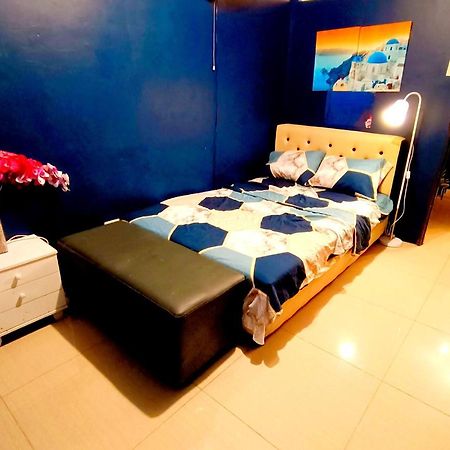 Mamby Gray'S Place Balcony, Karaoke ,Wifi,Netflix &Kitchen Imus Bagian luar foto