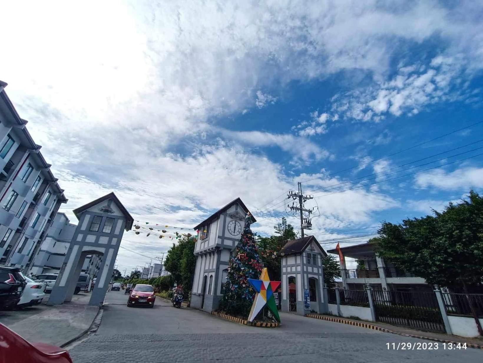 Mamby Gray'S Place Balcony, Karaoke ,Wifi,Netflix &Kitchen Imus Bagian luar foto