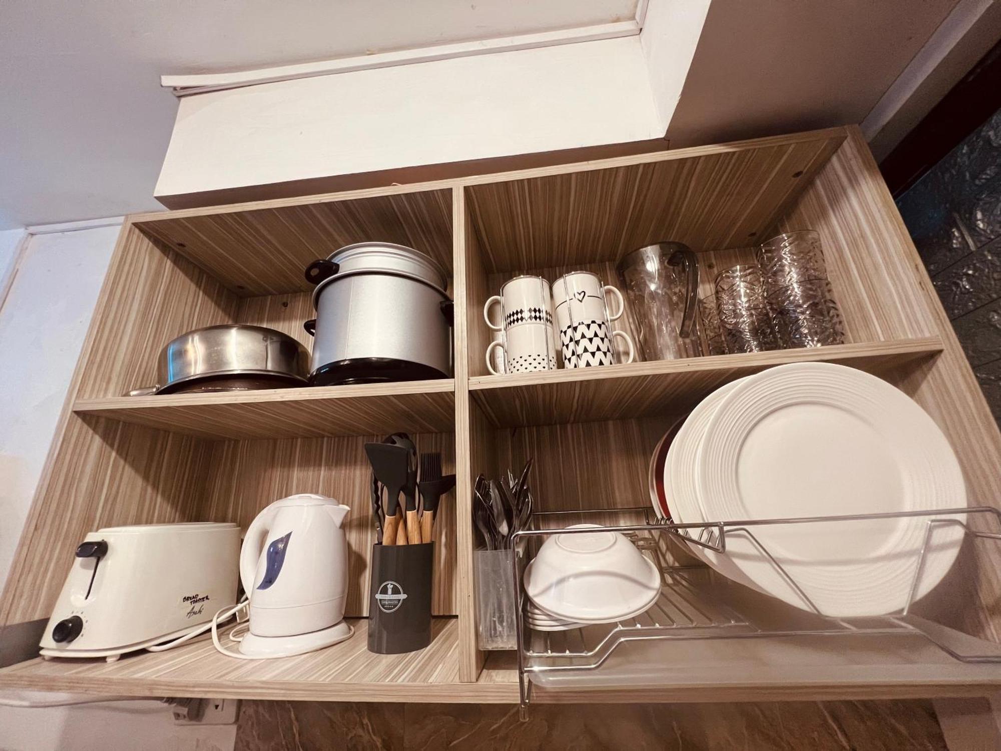 Mamby Gray'S Place Balcony, Karaoke ,Wifi,Netflix &Kitchen Imus Bagian luar foto